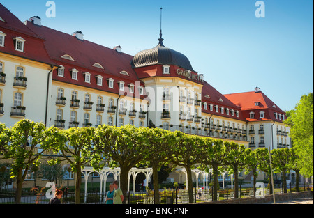 Sopot - Grand Hotel in der Nähe von Molo, Blick vom Strand, Polen Stockfoto