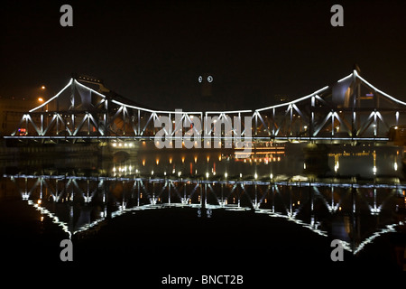 Stahlbrücke Nachtszene in Tianjin China Stockfoto