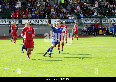 Frauen Fußball Finale NatWest Island Games 2009 Åland 2-0 Gotland in Wiklöf Holding Arena Mariehamn, 4. Juli 2009 Stockfoto