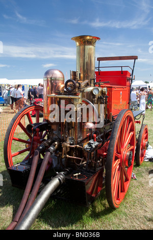 Vintage Feuerlöschpumpe von Chester City Feuerwehr auf Cheshire Show, Knutsford, England. Stockfoto