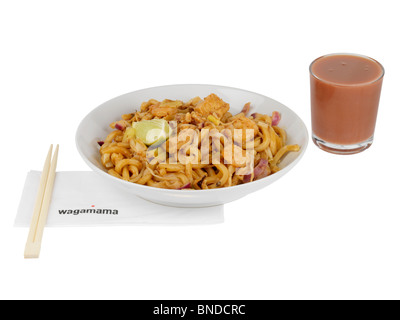 Amai Udon mit Frucht-Smoothie Stockfoto