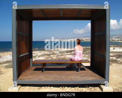 Aussichtspunkt am Strand von Paphos Zypern Stockfoto