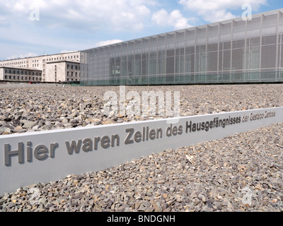 Neue Messe am Topographie des Terrors der Stelle des ehemaligen Gestapo-Polizeipräsidium in Berlin Deutschland Stockfoto