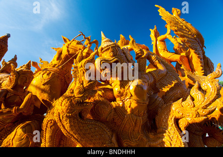 Riesen Kerze Skulptur, die buddhistischen Szenen Kerze Festival Ubon Rajchathani Thailand Stockfoto