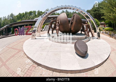 Wiedervereinigung-Denkmal für die 3. Tunnel of Aggression oder 3. Infiltration Tunnel, DMZ, demilitarisierte Zone, South Korea Stockfoto