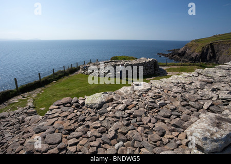 Dunbeg Fort An Dun Beag in der Nähe von Dingle County Grafschaft Kerry im Frühlingssonnenschein Republik von Irland Irland Europa Stockfoto