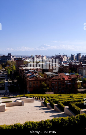 Blick vom Cascade, Yerevan, Armenien mit Berg Ararat Stockfoto