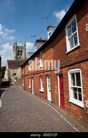 St. Andrews Church Suche entlang der unteren Church Lane, Farnham Surrey Stockfoto