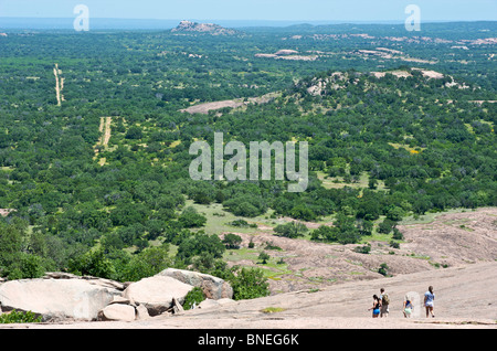 Blick von der Enchanted Rock Summit Hill Country, Texas, USA Stockfoto