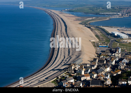 Chesil Beach und die Flotte Lagune von Portland Bill, Dorset, Großbritannien Stockfoto