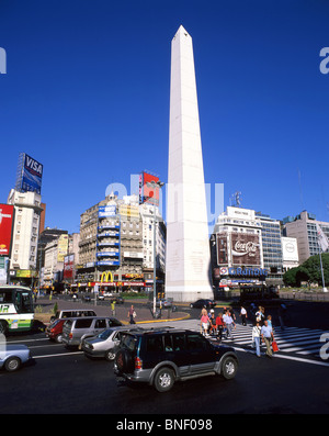 Obelisk In Avenue 9 De Julio, El Centro, Buenos Aires, Argentinien Stockfoto