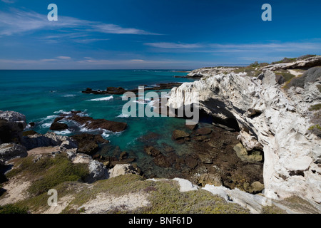 Türkisfarbene Wasser des Arniston Küste, Provinz Westkap, Südafrika Stockfoto