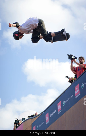 Barcelona, Spanien 18.07.2010: weltweit besten Skater Tony Hawk in seiner Ausstellung in Barcelona als Teil seiner europäischen Skateboarding Stockfoto