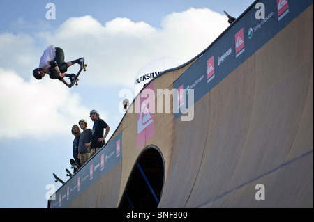 Barcelona, Spanien 18.07.2010: weltweit besten Skater Tony Hawk in seiner Ausstellung in Barcelona als Teil seiner europäischen Skateboarding Stockfoto