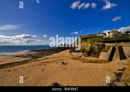 Hoffe Cove, äußere Hoffnung, South Hams, Devon. Sandstrand, umgeben von der Felsenküste von Bigbury Bay in South Devon Stockfoto