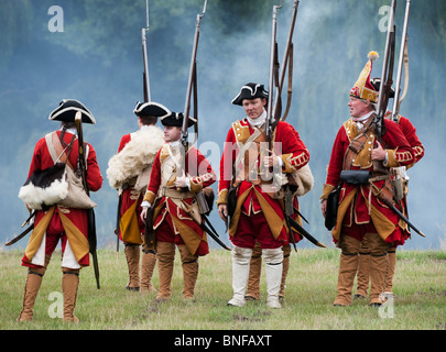 8. Könige Regiment Fußsoldaten Re-Inszenierung auf dem Schlachtfeld Stockfoto