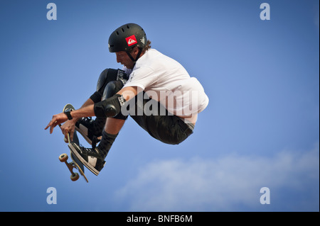 Professionelle Skater Tony Hawk in der Tony Hawk und Freunden Skateboarding Ausstellung 2010 in Barcelona. Stockfoto