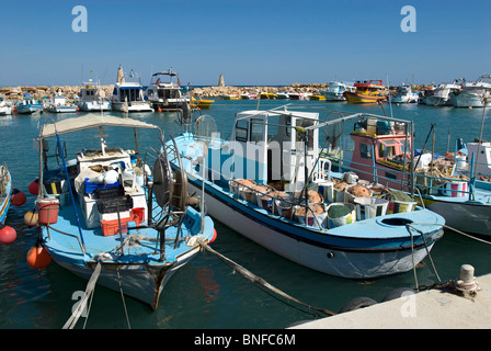 Angelboote/Fischerboote im Hafen von Protaras, Zypern Stockfoto