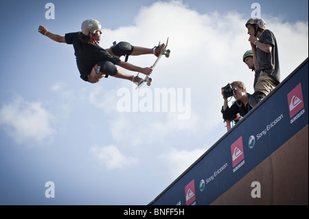 Professionelle Skater Jesse Fritsch in der Tony Hawk und Freunden Skateboarding Ausstellung 2010 in Barcelona. Stockfoto