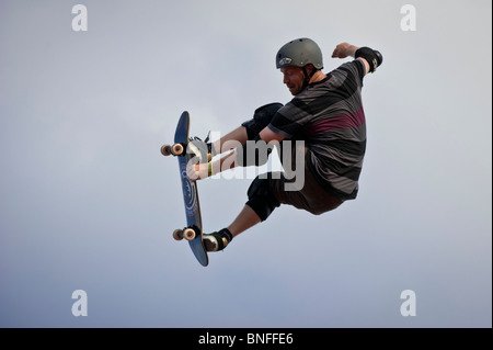 Professionelle Skater Neal Hendrix in der Tony Hawk und Freunden Skateboarding Ausstellung 2010 in Barcelona. Stockfoto