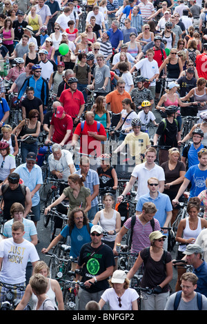 Noch immer leben Festival auf Geschlossen Autobahn a40 im Ruhrgebiet, Deutschland Stockfoto