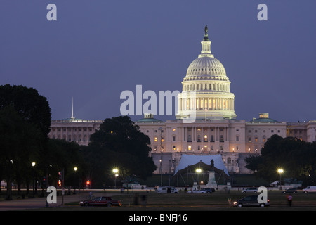 United States Capitol in der Abenddämmerung, Washington, DC Stockfoto