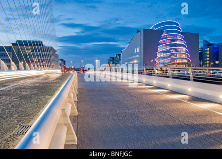 Nachtszenen Zeit des Convention Centers in Dublin, Irland Stockfoto