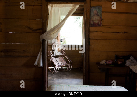 Innenraum eines traditionellen kubanischen Bauernhauses, ländlichen Kuba Stockfoto