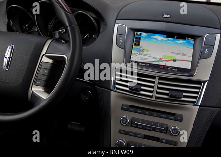 Lincoln MKT GPS-Konsole. Satelliten-Navigationssystem Stockfoto