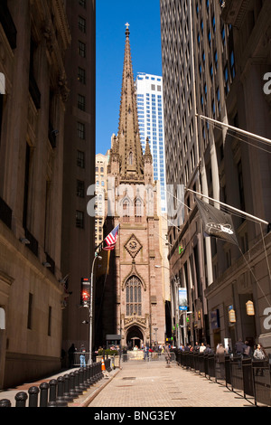 Dreifaltigkeitskirche, Wall Street, NYC Stockfoto