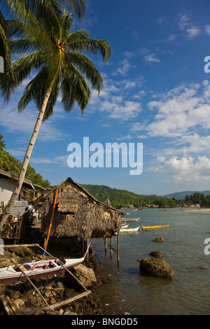 Ein kleines Fischerdorf nördlich von EL NIDO - Insel PALAWAN, Philippinen Stockfoto