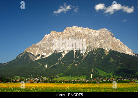 Mt. Zugspitze in der Tiroler Zugspitz Arena, Ehrwald, Wetterstein-Gebirge, Tirol, Österreich Stockfoto