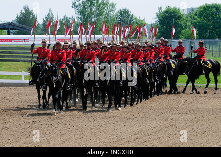 Die Royal Canadian Mounted Police musikalische Fahrt an ihrer Heimatbasis Ottawa Juli 2010 Stockfoto