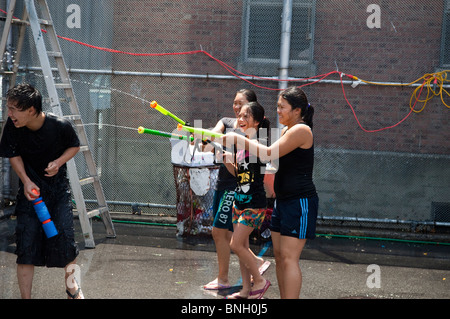 16. jährlichen birmanischen Wasser-Festival in New York Stockfoto