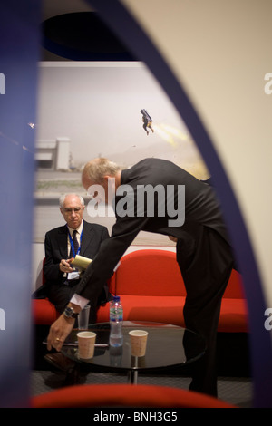 Hersteller der britischen Schleudersitz Martin-Baker-Stand auf der Farnborough Airshow. Stockfoto