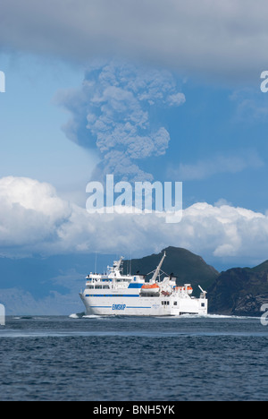 Eyjafjallajökull Aschewolke von Heimaey, Vestmannaeyjar, Island gesehen. Stockfoto