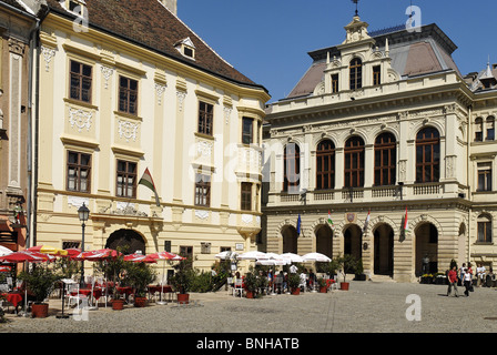 Stadt Ort Fö ter Feuerturm historische alte Stadt Sopron Ungarn Europa alte Architektur Gebäude blauer Himmel Wahrzeichen Stockfoto