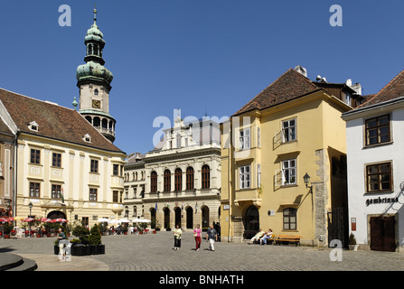 Stadt Ort Fö ter Feuerturm historische alte Stadt Sopron Ungarn Europa alte Architektur Gebäude blauer Himmel Wahrzeichen Stockfoto