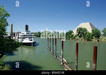 USA Sacramento Kalifornien Delta King Riverboat Sacramento River Old Sacramento Dampfer Schiff Dampfschiff Hotel Restaurant vereint Stockfoto