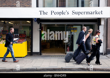 Die Menschen Supermarkt, Holborn, London Stockfoto