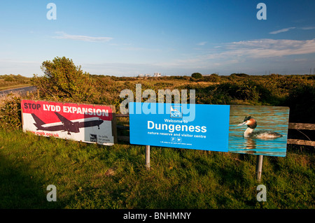 Reserve Eingang Zeichen, Dungeness RSPB Reserve, Kent, England Stockfoto