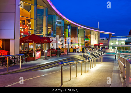 Liverpool One Shopping Mall Komplex Liverpool England UK in der Dämmerung Stockfoto