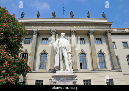 Berlin Stadt Statue Hermann von Helmholtz-Humboldt-Universität Unter Den Linden Deutschland Europa Humboldt Universität Stockfoto