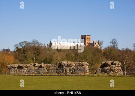 Block und Abtei Saint-Germain Verulamium Park, St Albans, Hertfordshire, England Stockfoto