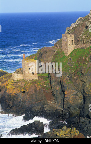 UK Vereinigtes Königreich Großbritannien Großbritannien England Cornwall Bottalack Mine Minen Bergbau Tourismus Reisen Tin Mine Gebäude Küste Meer Stockfoto