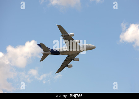 Der riesige Airbus A380 steht vor vorzeitiger Pensionierung, beschleunigt durch die globale Coronavirus-Lockdown und internationale Reiseverbote Stockfoto