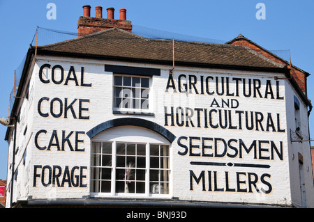 Front des Gebäudes am Marktplatz, Banbury, Oxfordshire Stockfoto