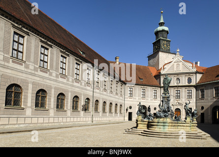 Brunnenhof Residenz München Bayern Deutschland alte Altstadt Architektur Gebäude bayerischen Farben Inspektion Bronze Brunnen Europa Stockfoto