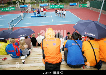 Medaille Zeremonie Finaltag Tennis NatWest Island Games 2009 im Idrottsgården in Mariehamn, 3. Juli 2009 Stockfoto