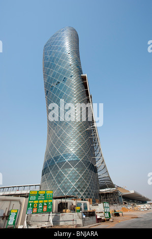 Abu Dhabi National Exhibition Centre, Capital Gate Building, Vereinigte Arabische Emirate Stockfoto